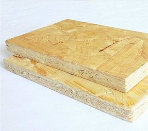 Prefinished E0 Glue Zewnętrzna płyta OSB / ścienna płyta budowlana Płyty drewniane OSB