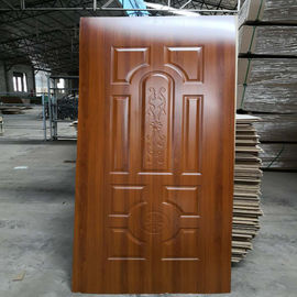 Chiny Skórka drzwi MDF z formy melaminowej do dekoracji wnętrz, trwałe osłony drzwi przednich fabryka